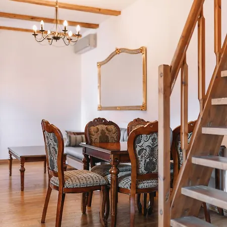 Dictumfactum Sky 公寓