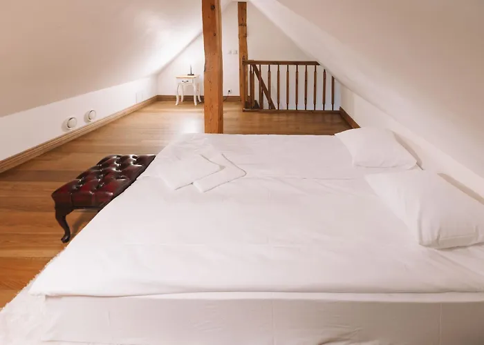 Dictumfactum Sky Lägenhet